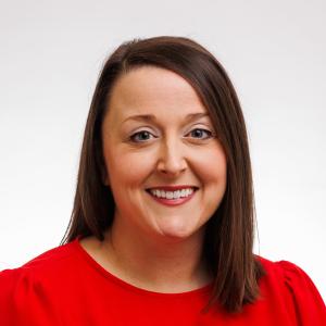 Headshot of Lauren Sarver